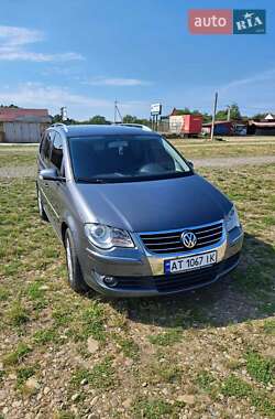 Минивэн Volkswagen Touran 2007 в Ивано-Франковске