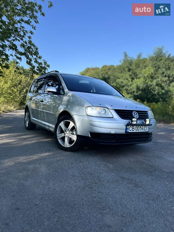 Volkswagen Touran 2005