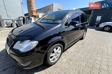 Минивэн Volkswagen Touran 2008 в Житомире