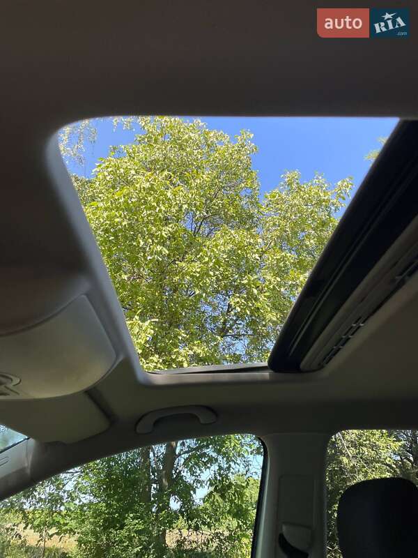 Минивэн Volkswagen Touran 2004 в Бершади