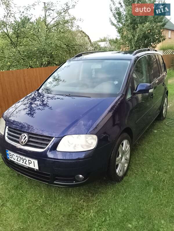 Минивэн Volkswagen Touran 2005 в Львове фото 10 Минивэн Volkswagen Touran 2005 в Львове