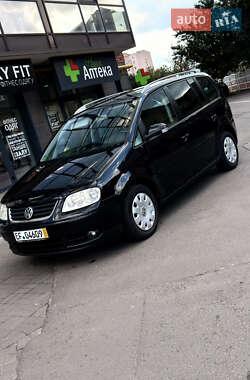Минивэн Volkswagen Touran 2006 в Луцке