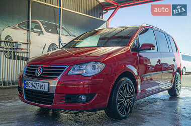 Мінівен Volkswagen Touran 2007 в Яворові
