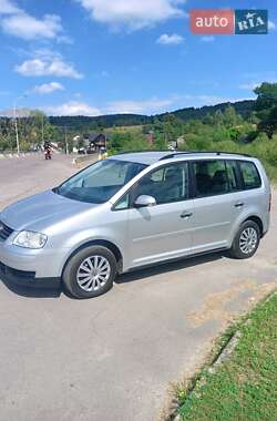 Минивэн Volkswagen Touran 2006 в Дрогобыче