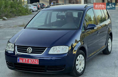 Мінівен Volkswagen Touran 2005 в Звягелі