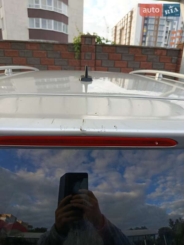 Минивэн Volkswagen Touran 2013 в Ровно