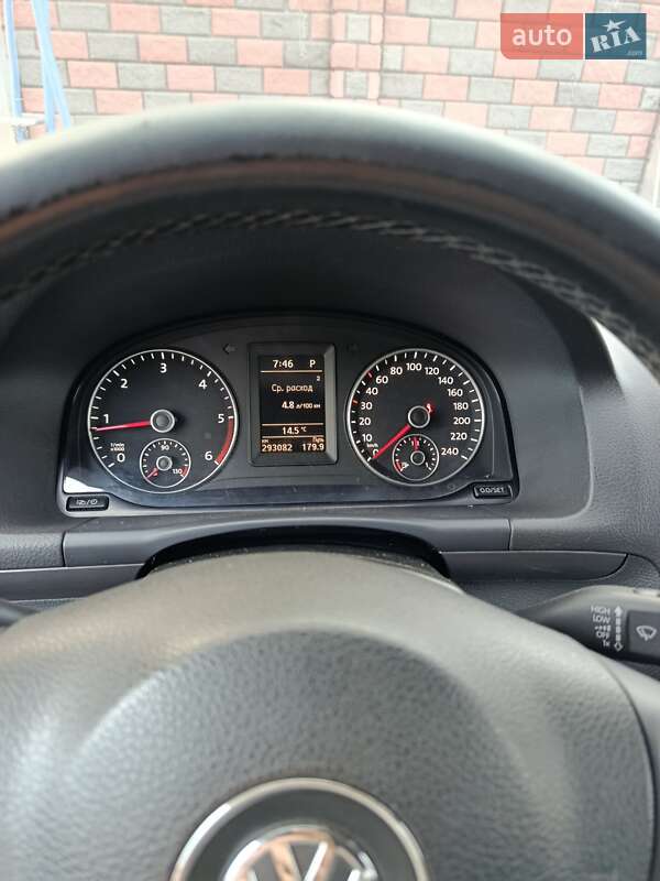 Минивэн Volkswagen Touran 2013 в Ровно