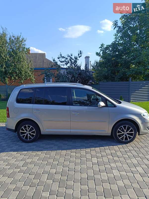 Минивэн Volkswagen Touran 2008 в Черкассах фото 7 Минивэн Volkswagen Touran 2008 в Черкассах