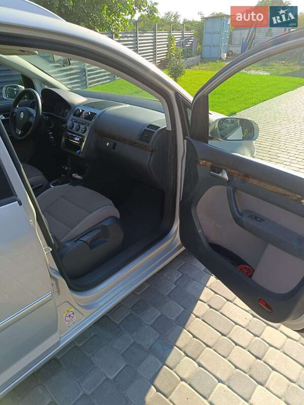 Минивэн Volkswagen Touran 2008 в Черкассах фото 12 Минивэн Volkswagen Touran 2008 в Черкассах