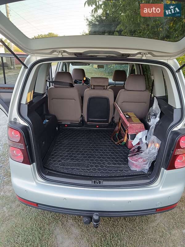 Минивэн Volkswagen Touran 2008 в Черкассах фото 51 Минивэн Volkswagen Touran 2008 в Черкассах