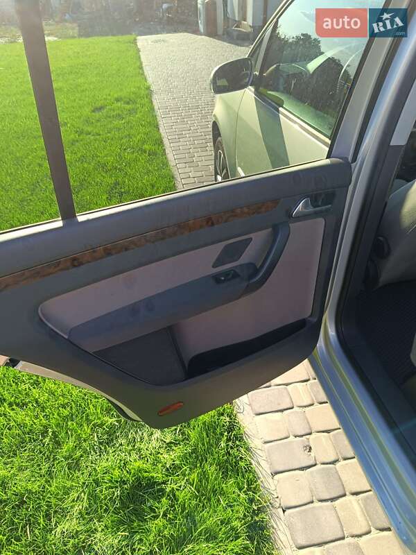 Минивэн Volkswagen Touran 2008 в Черкассах фото 56 Минивэн Volkswagen Touran 2008 в Черкассах