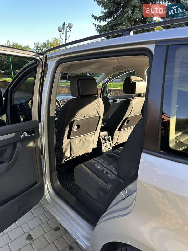 Мінівен Volkswagen Touran 2013 в Могилів-Подільському