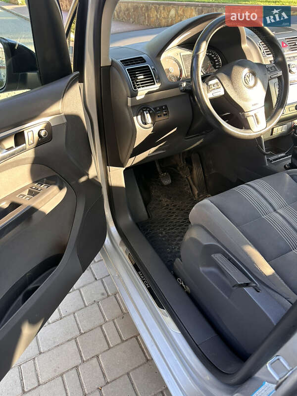 Мінівен Volkswagen Touran 2013 в Могилів-Подільському