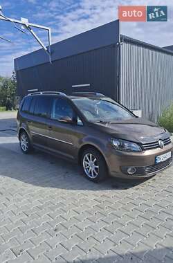 Мінівен Volkswagen Touran 2010 в Сарнах