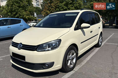 Минивэн Volkswagen Touran 2014 в Одессе