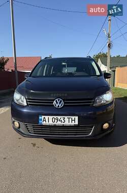 Минивэн Volkswagen Touran 2011 в Броварах