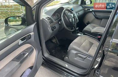 Минивэн Volkswagen Touran 2008 в 