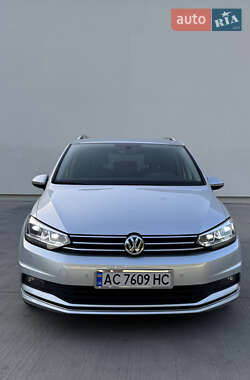 Микровэн Volkswagen Touran 2018 в Луцке