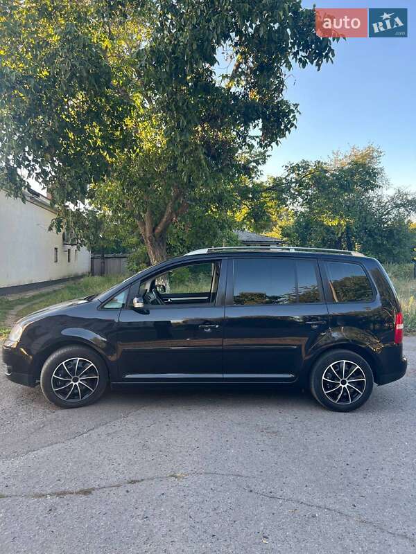 Мінівен Volkswagen Touran 2003 в Хоролі