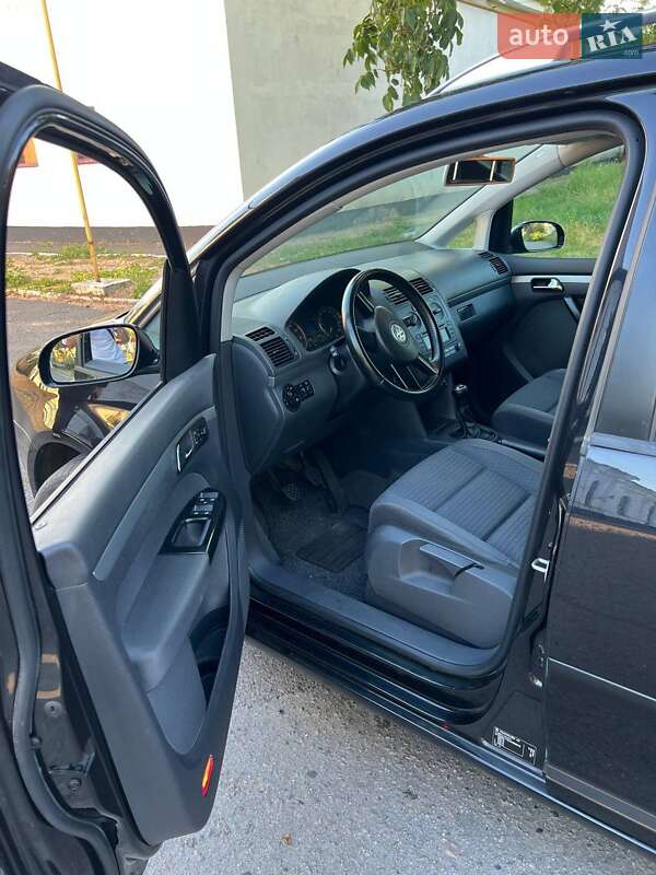 Мінівен Volkswagen Touran 2003 в Хоролі