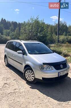 Минивэн Volkswagen Touran 2003 в Ровно