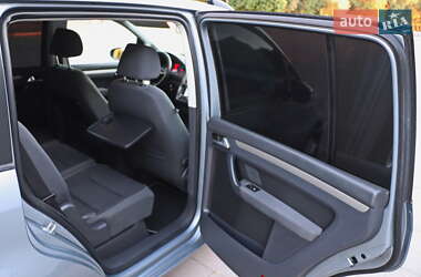 Минивэн Volkswagen Touran 2009 в 