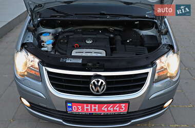 Минивэн Volkswagen Touran 2009 в 