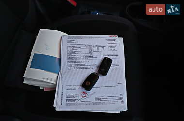 Минивэн Volkswagen Touran 2009 в 