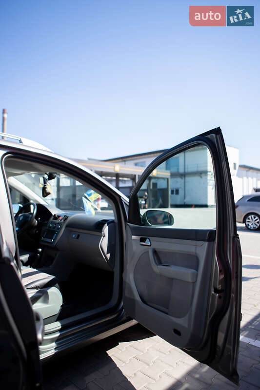 Минивэн Volkswagen Touran 2008 в Виннице фото 7 Минивэн Volkswagen Touran 2008 в Виннице