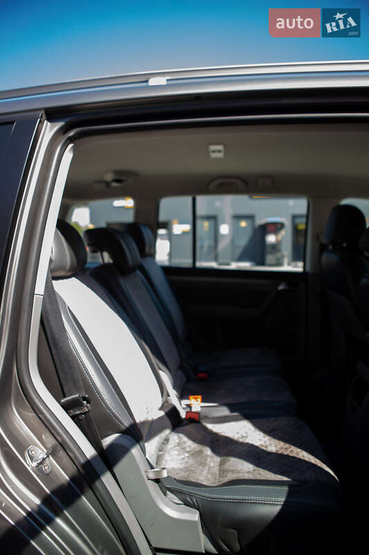 Минивэн Volkswagen Touran 2008 в Виннице фото 31 Минивэн Volkswagen Touran 2008 в Виннице