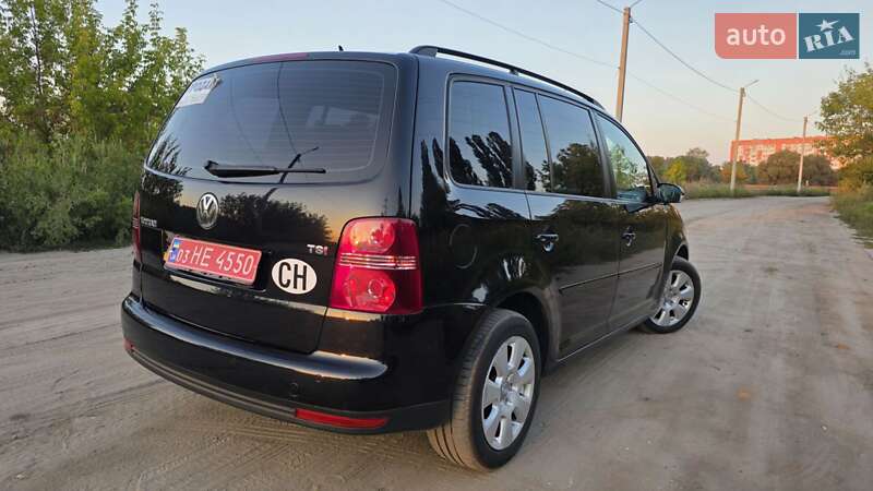 Минивэн Volkswagen Touran 2009 в Днепре
