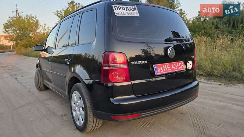 Минивэн Volkswagen Touran 2009 в Днепре