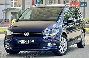 Микровэн Volkswagen Touran 2017 в Житомире