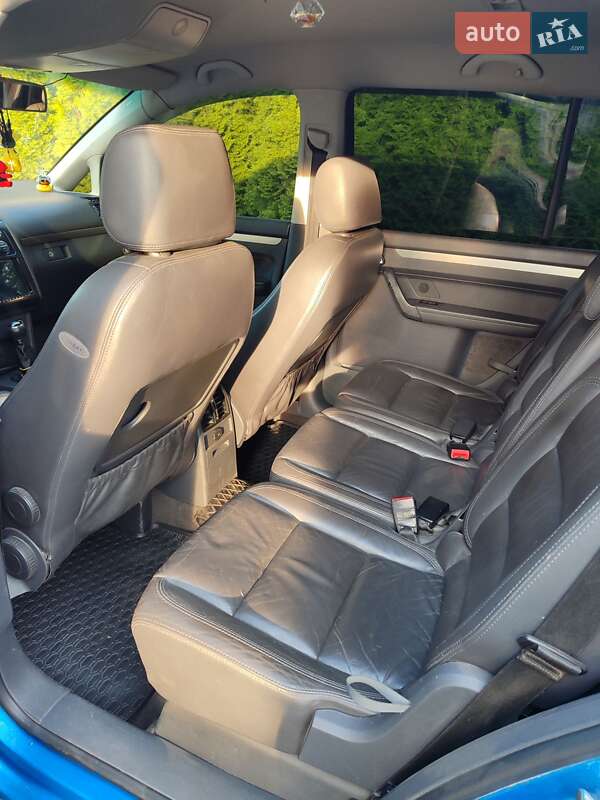 Минивэн Volkswagen Touran 2004 в Львове