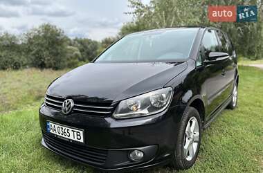 Мінівен Volkswagen Touran 2013 в Києві