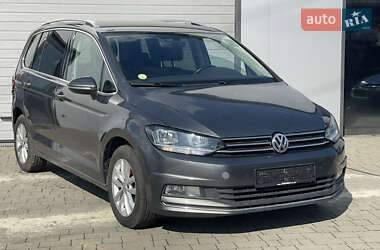 Микровэн Volkswagen Touran 2017 в Мукачево