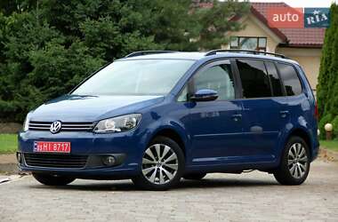 Минивэн Volkswagen Touran 2011 в Сарнах