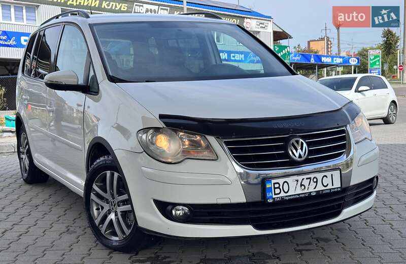 Volkswagen Touran 2010