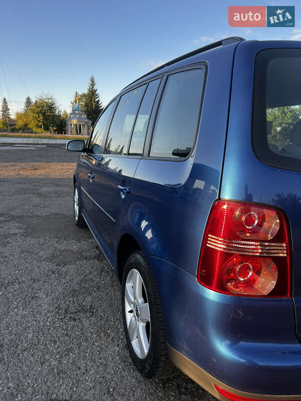 Мінівен Volkswagen Touran 2007 в Заболотові