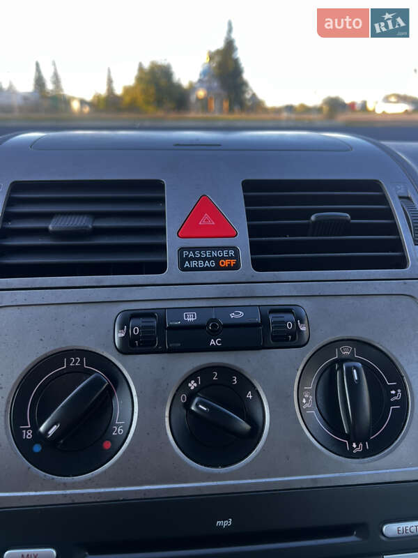 Мінівен Volkswagen Touran 2007 в Заболотові