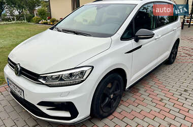 Микровэн Volkswagen Touran 2019 в 