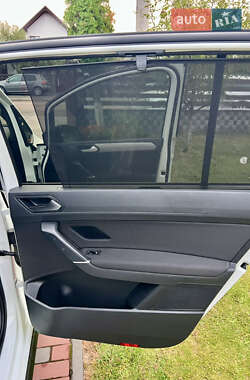 Микровэн Volkswagen Touran 2019 в 