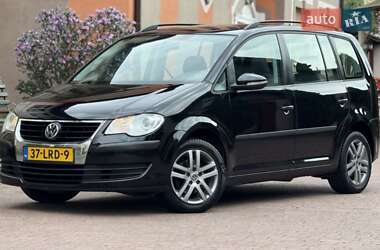 Мінівен Volkswagen Touran 2010 в Хоролі