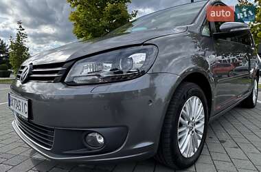 Минивэн Volkswagen Touran 2015 в 