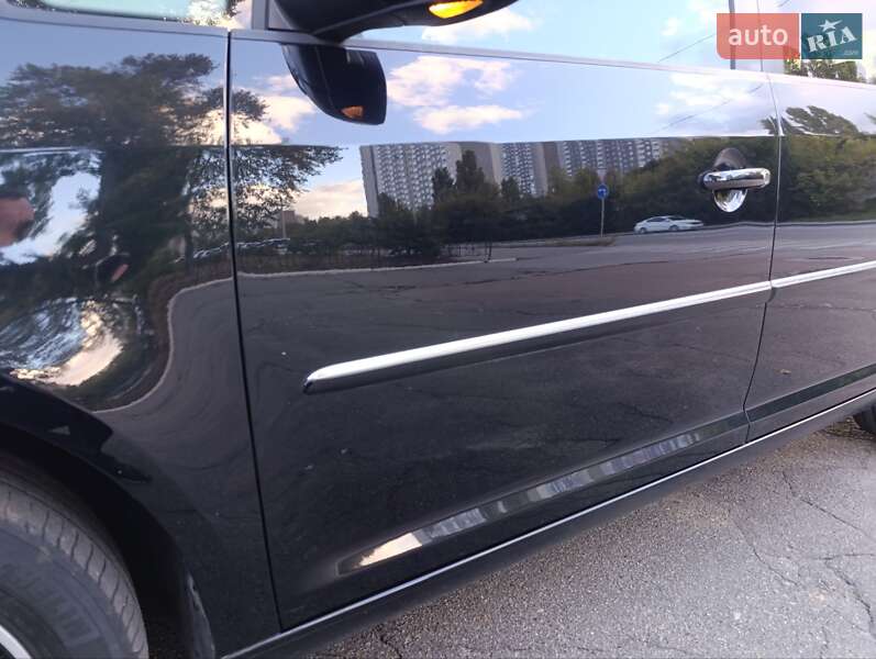 Минивэн Volkswagen Touran 2012 в Киеве фото 2 Минивэн Volkswagen Touran 2012 в Киеве