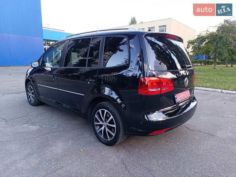 Минивэн Volkswagen Touran 2012 в Киеве фото 5 Минивэн Volkswagen Touran 2012 в Киеве