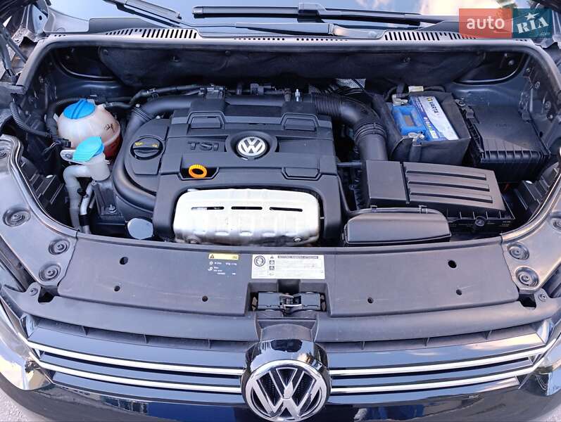 Минивэн Volkswagen Touran 2012 в Киеве фото 22 Минивэн Volkswagen Touran 2012 в Киеве