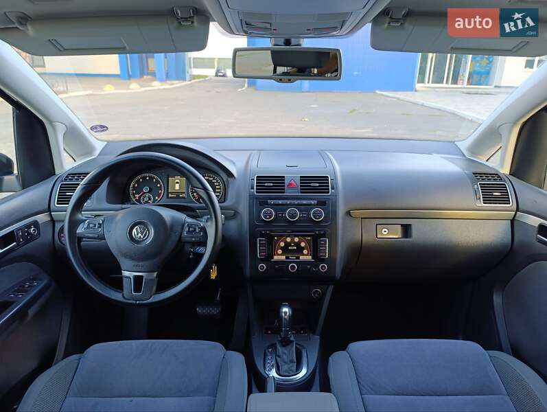 Минивэн Volkswagen Touran 2012 в Киеве фото 37 Минивэн Volkswagen Touran 2012 в Киеве