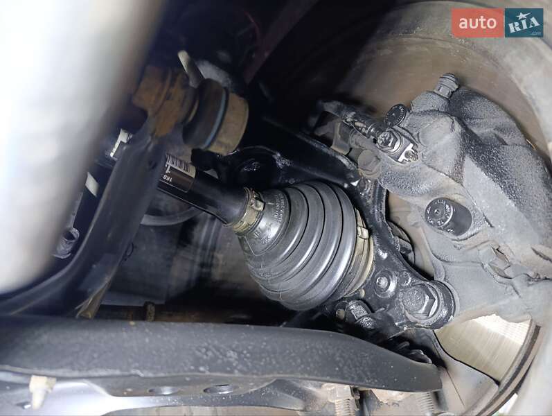 Минивэн Volkswagen Touran 2012 в Киеве фото 48 Минивэн Volkswagen Touran 2012 в Киеве