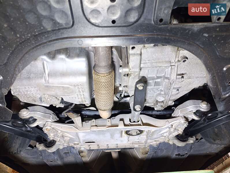 Минивэн Volkswagen Touran 2012 в Киеве фото 51 Минивэн Volkswagen Touran 2012 в Киеве